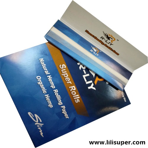 Bleached booklets for smoking paper