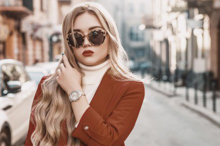Celebrity Daughter Opens Up About Having Her Eye Color 2